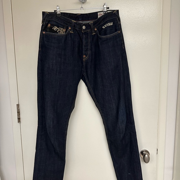 Evisu Jeans - Picture 3 of 6